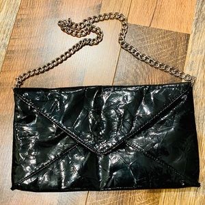 JESSICA MCCLINTOCK Black Patent Envelope Clutch